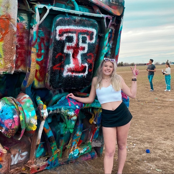 Meet your Posher, Taytum - Picture 1 of 1